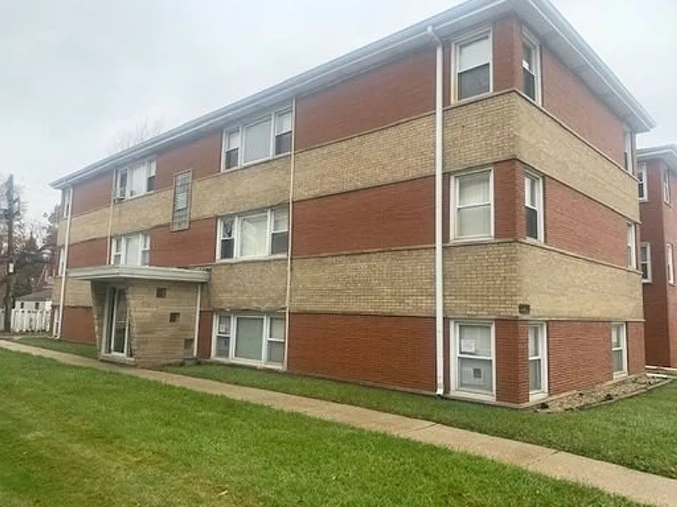 9208 S Kedzie Ave