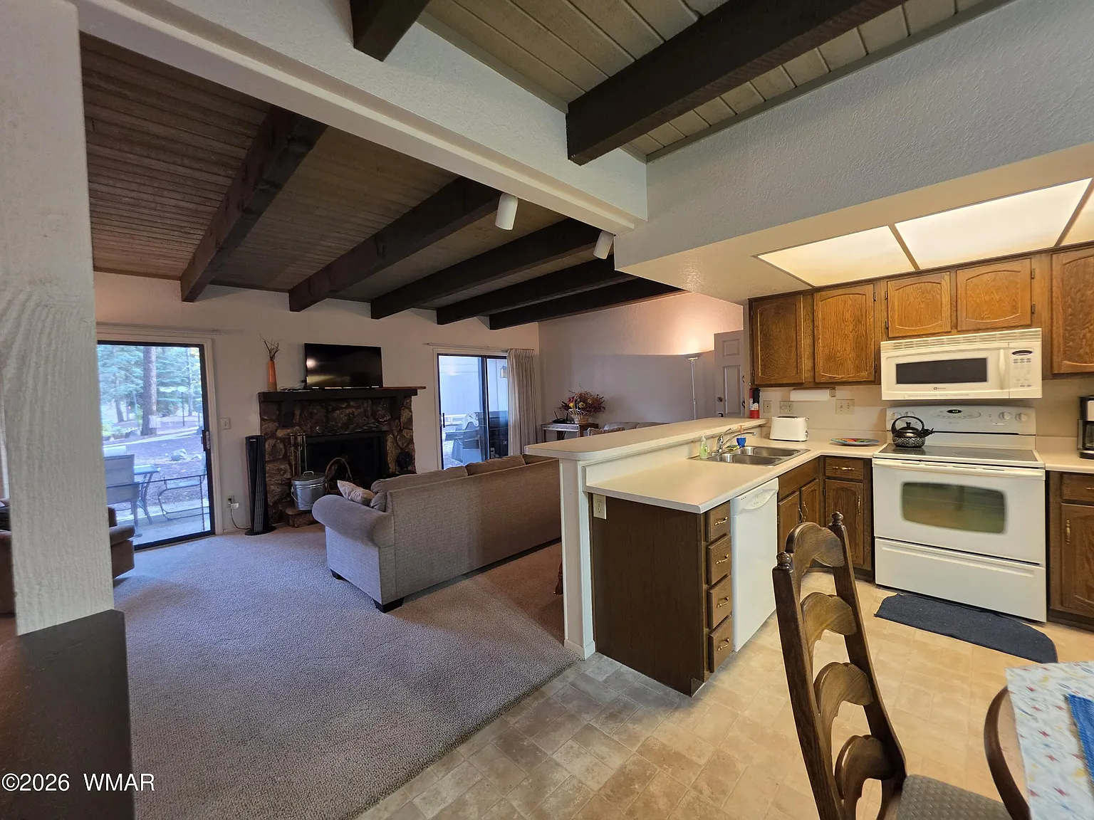 3 bed, 1515 sqft, $1,745 — Photo 3