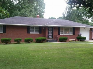 3406 Greenwood Ln, Godfrey, IL 62035