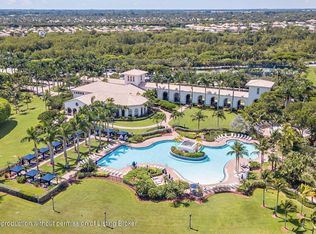 9219 Dupont Pl, Wellington, FL 33414