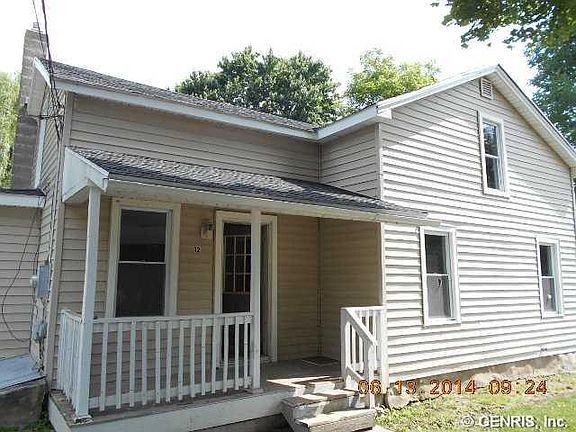 2nd image of 12 Gibson St