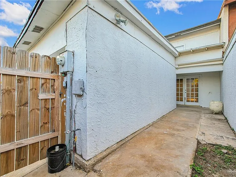 3121 S Casa Linda St — Photo 16