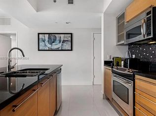 950 Brickell Bay Dr #CU-3710, Miami, FL 33131
