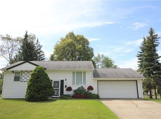 23580 Comstock Rd, Bedford Heights, OH 44146