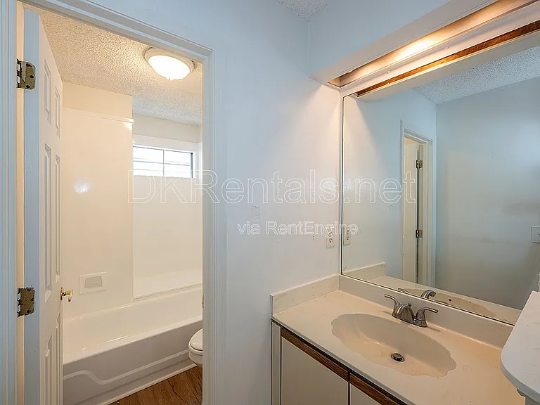 2200 Goodwood Blvd SE — Photo 18
