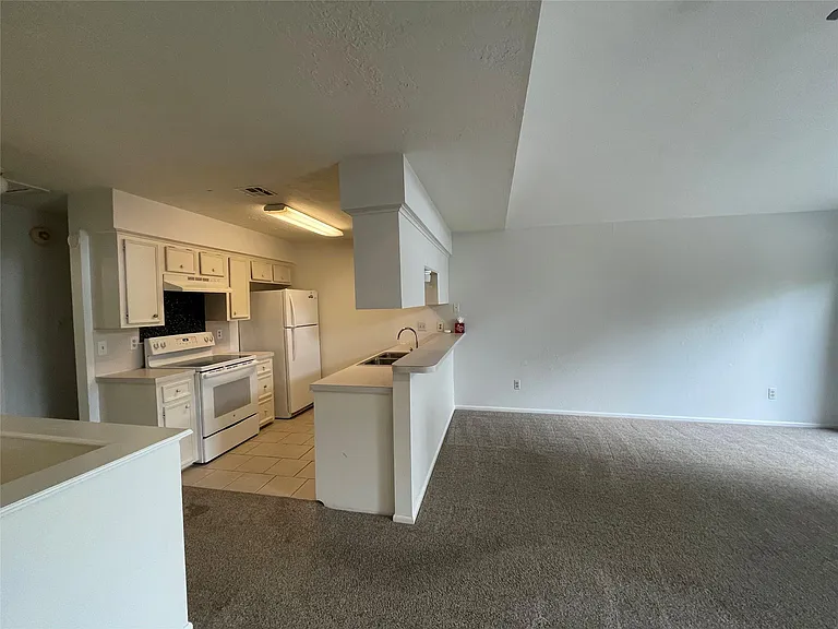 2 Thunderbird Dr #A — Photo 12