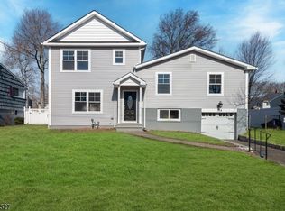 128 Glenwood Rd, Fanwood, NJ 07023