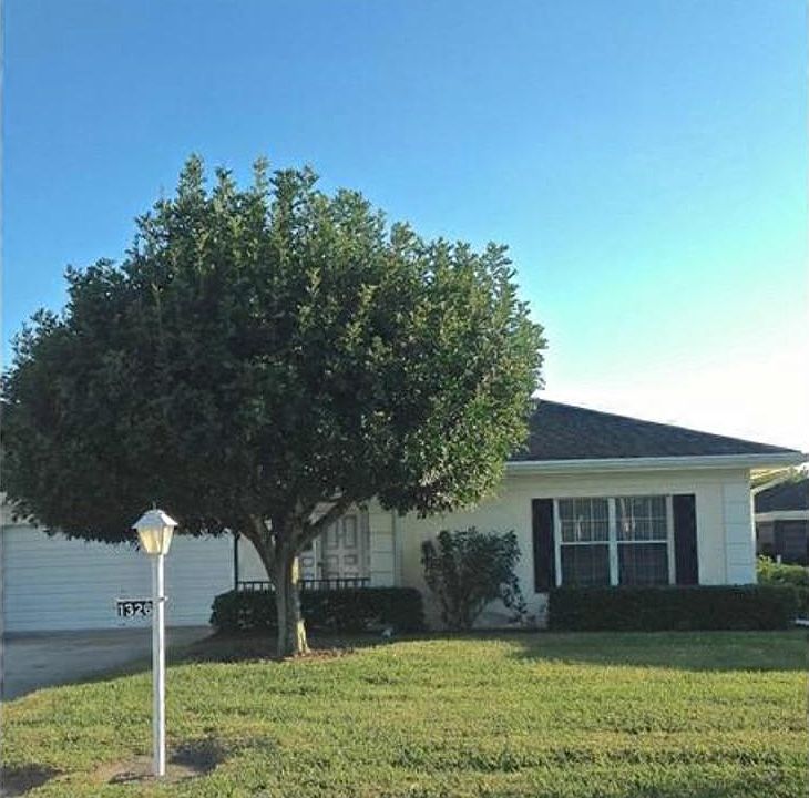 1st image of 1326 Medinah Dr