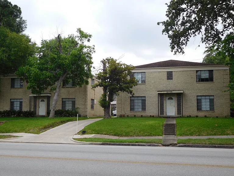 6706 Lawndale St #1 — Photo 8