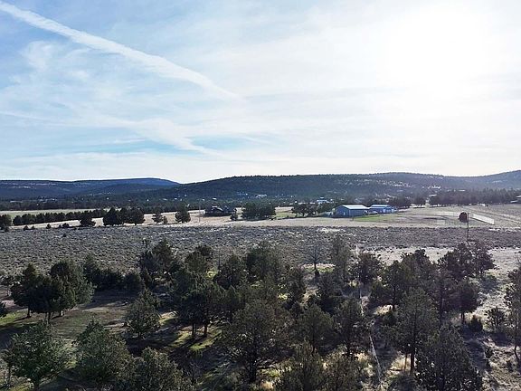 2nd image of SE Southwood Dr Lot 5