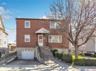 340 Ezra St, Bridgeport, CT 06606