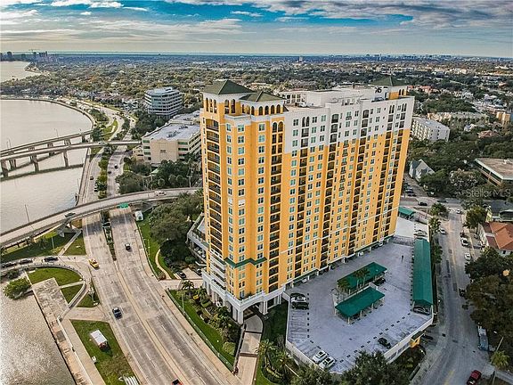 2nd image of 345 Bayshore Blvd APT 605