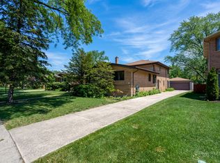 8841 Kilpatrick Ave, Skokie, IL 60076