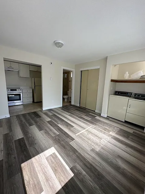 Studio, $1,490 — Photo 3
