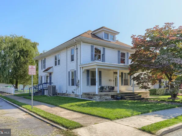 554-556 N Chestnut St, Palmyra, PA 17078
