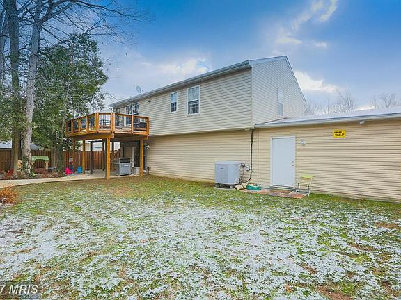 3rd image of 406 Pine Way Dr