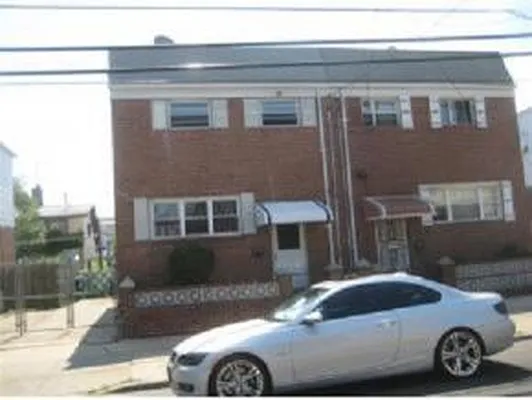 Sold by Best Seller #1 Properties, Llc | media 4