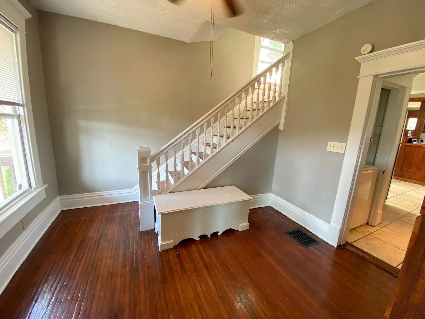 OSU Central Campus Single Family Home! W/ Central Air and Off-Street Parking — Photo 4