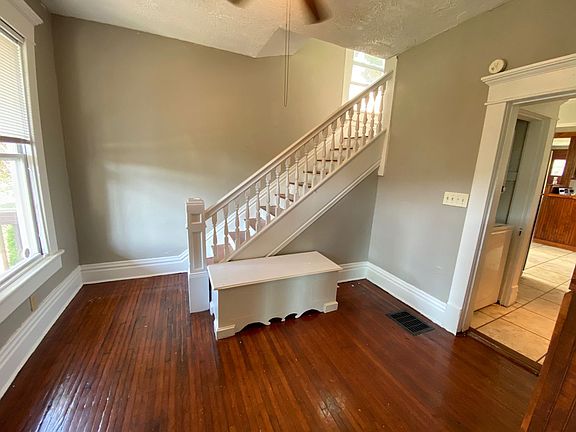 4th image of 400 E 17th Ave
