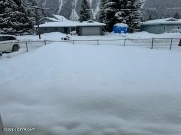 4130 Aspen Ave, Juneau, AK 99801