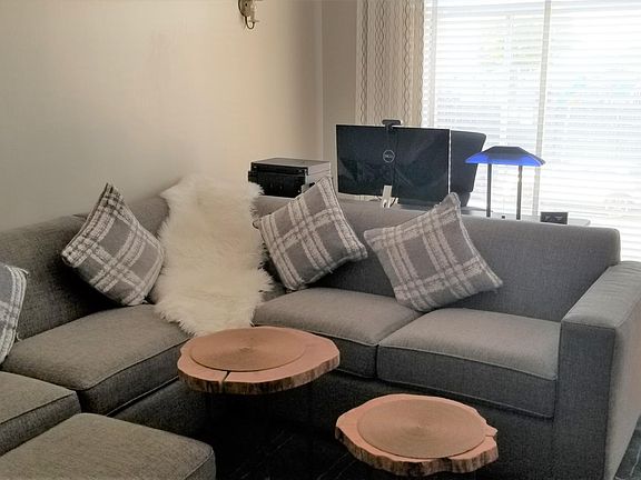 5th image of 1136 Quintara St #Top