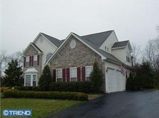 701 Bramblewood Dr, Douglassville, PA 19518