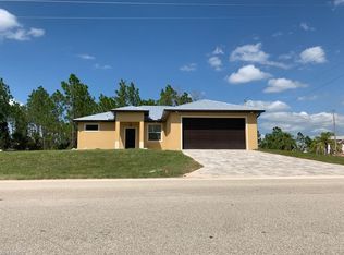 10 W 10th St, Lehigh Acres, FL 33972