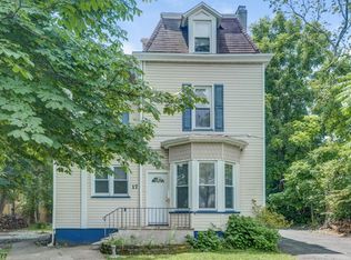 17 Lexington Ave, Montclair, NJ 07042