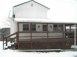 8 Church St, Salineville, OH 43945