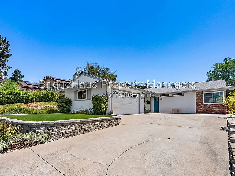 13504 Orange Blossom Ln — Photo 3