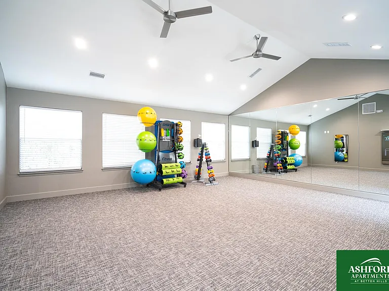 Ashford Apartments at Betton Hills — Photo 32
