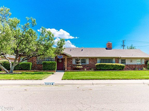 2nd image of 2313 W Dengar Ave