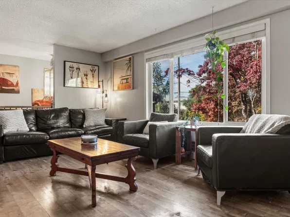 10624 McDonald Rd, Chilliwack, BC V2P 6L6