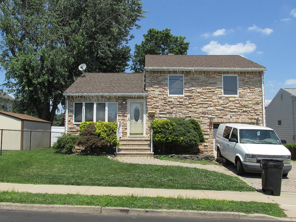 1st image of 6 Halsey Pl