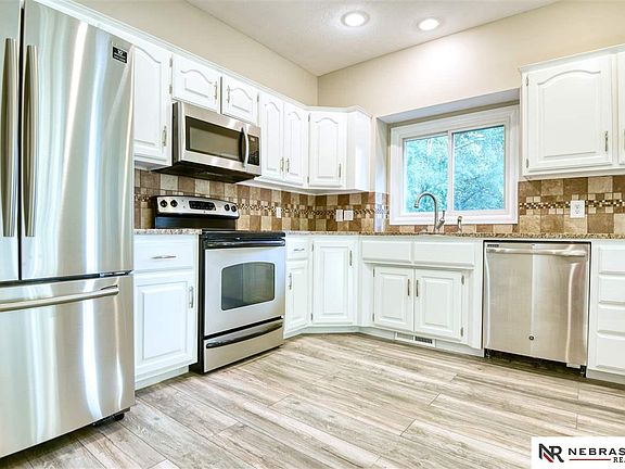 5th image of 2107 Dana Ln