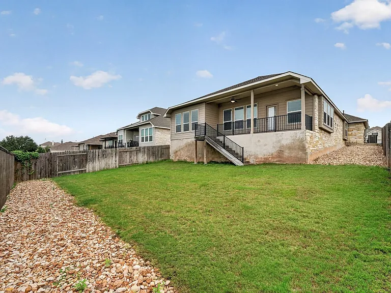 516 Panzano Dr — Photo 20