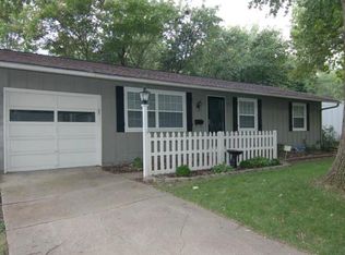 6117 W 76th Pl, Prairie Village, KS 66208