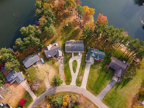 4th image of 11429 Oakwood Dr