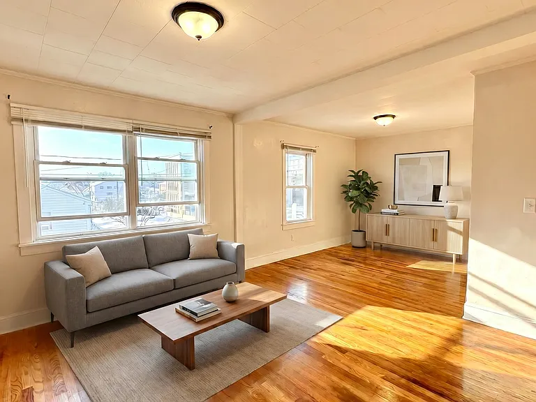 45 Slater St #1S — Photo 2