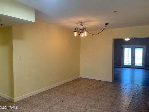 557 S Sunwood Cir — Photo 10