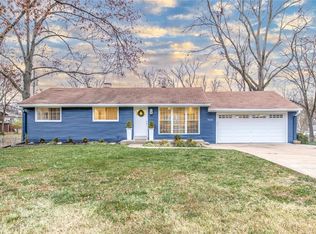 1443 Marsh Ave, Ballwin, MO 63011