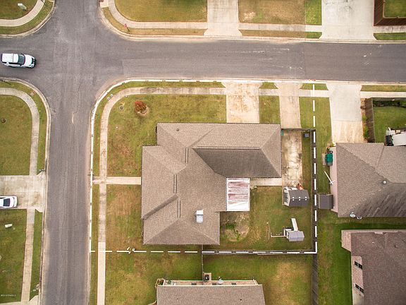 2nd image of 200 Bentwater Dr