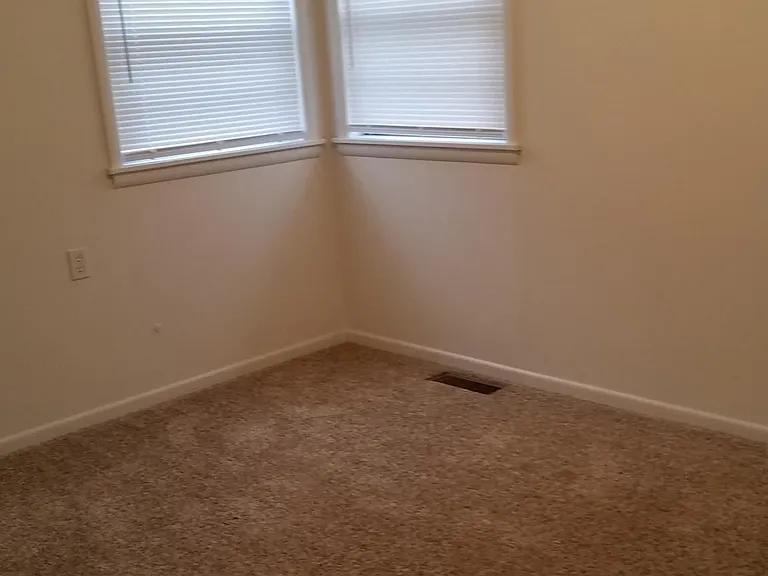 605 Bennett Blvd — Photo 14