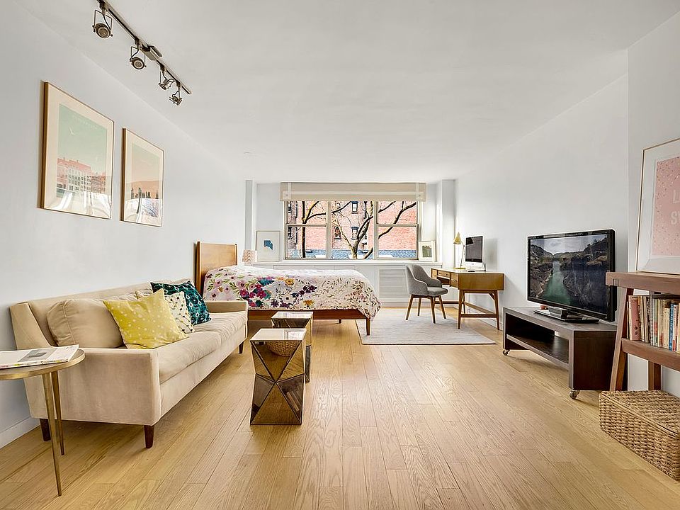 1st image of 32 Gramercy Park S APT 7E