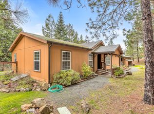 565 Robmar Ln, Grants Pass, OR 97527