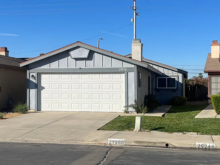 29250 Murrieta Rd — Photo 1