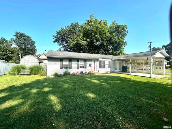 610 Short St, Centralia, IL 62801