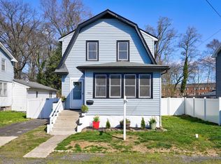 981 Prospect Ave, Croydon, PA 19021