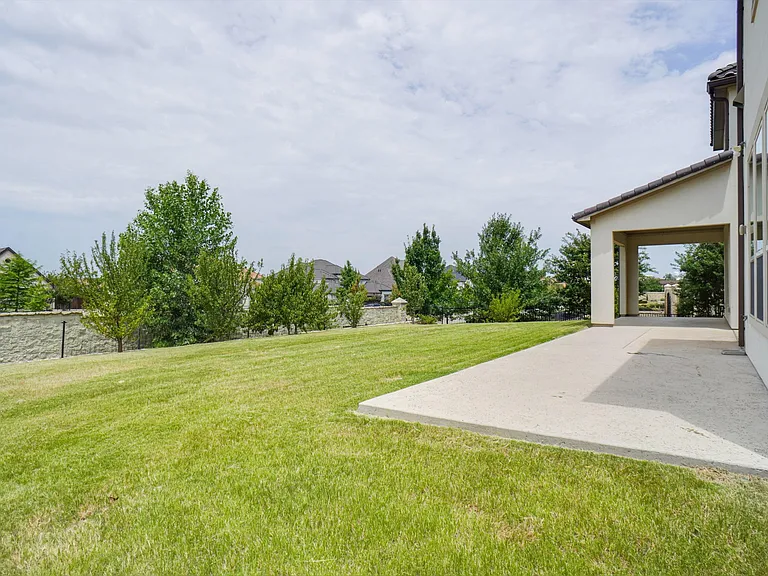 2404 Palmetto Way — Photo 35