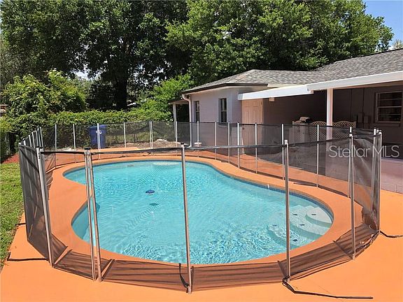 5th image of 1407 Foxwood Dr